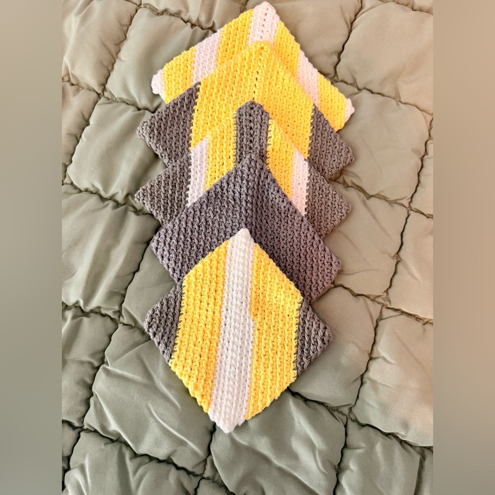 🆕 Handmade Crocheted Pot Holder Set - Gray, Yellow and White - Picture 1 of 6